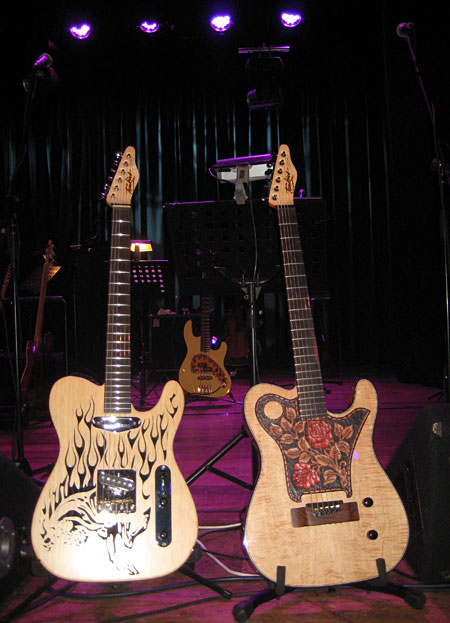 TOMKINS GUITARS