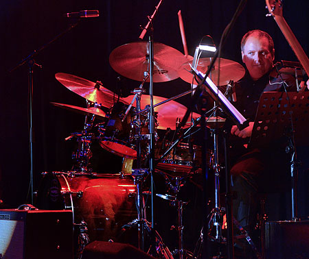 THE MULTI-TALENTED DARREN