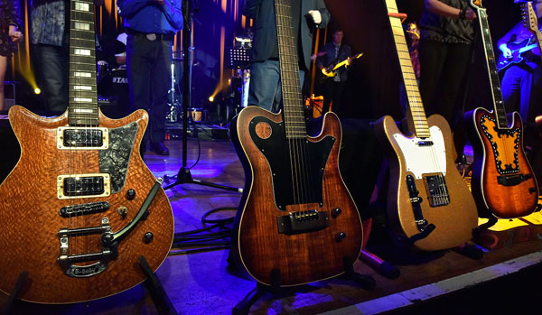 Tomkins Guitars