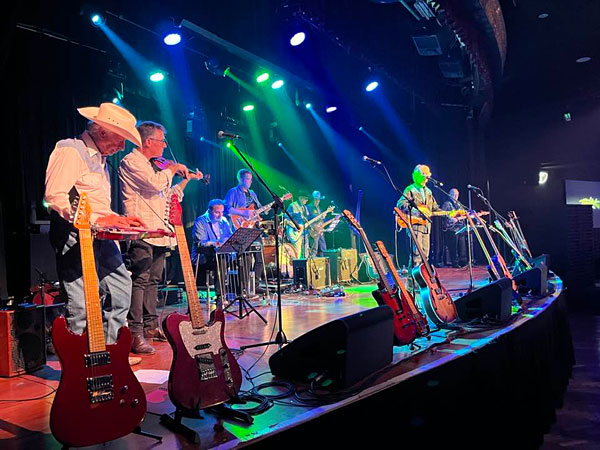 ROSS McGREGOR and the band